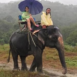 Meet your Posher, Dani